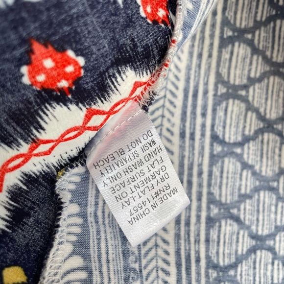 THML blue Aztec print embroidered neckline multicolor top size L - Picture 7 of 10